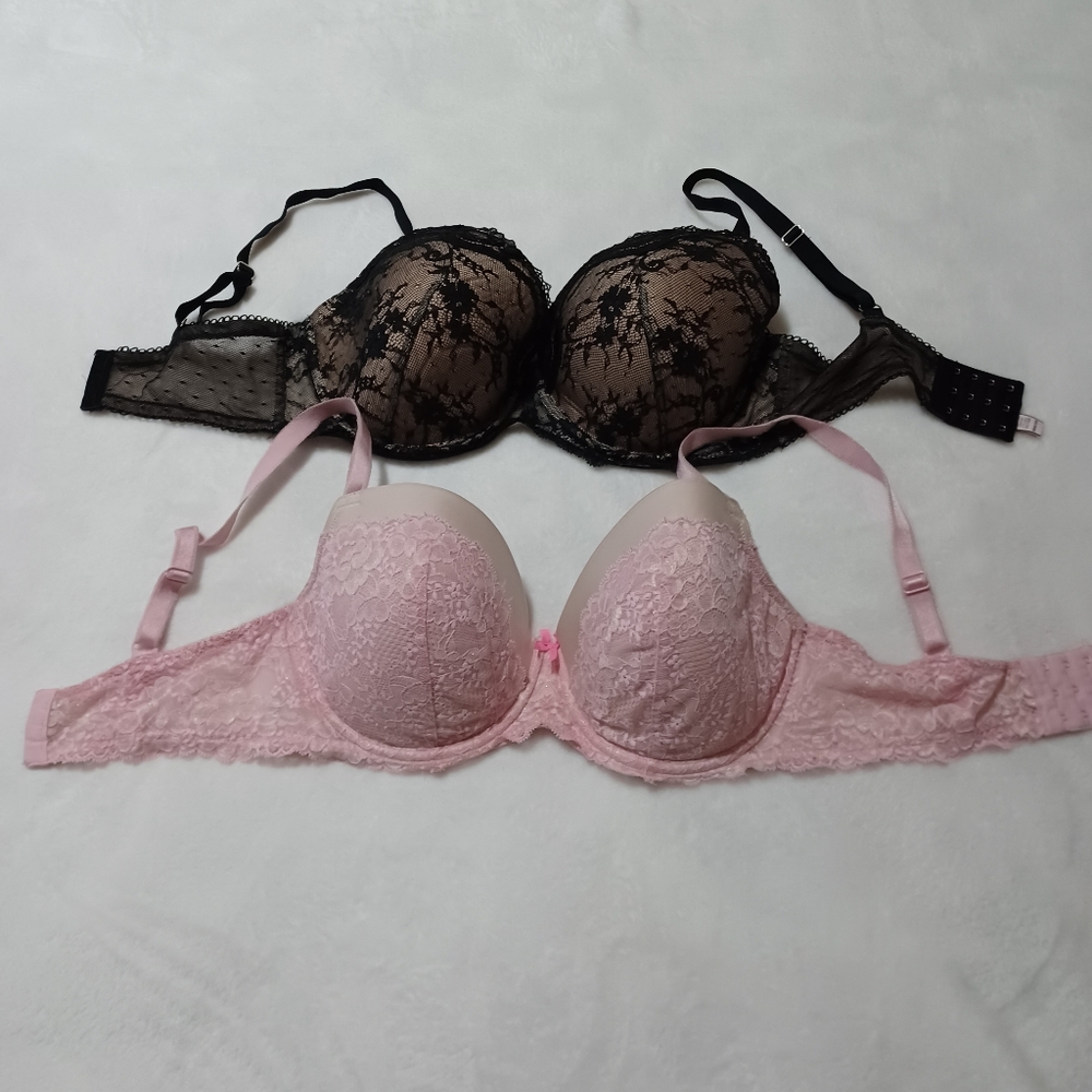Victoria's Secret Dream Angels Lace Padded Underwire Bras Lot of 2